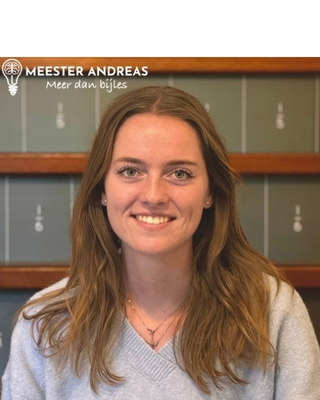 Janneke  - student