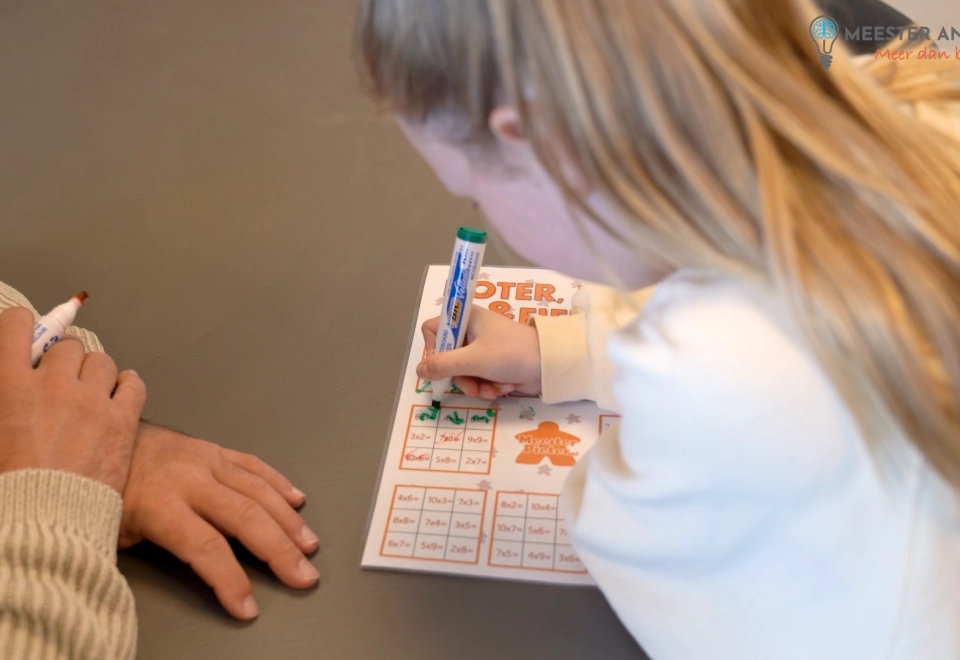 Verbanden uitleggen in plaats van feiten stampen