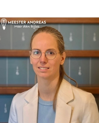 Tessa - docent